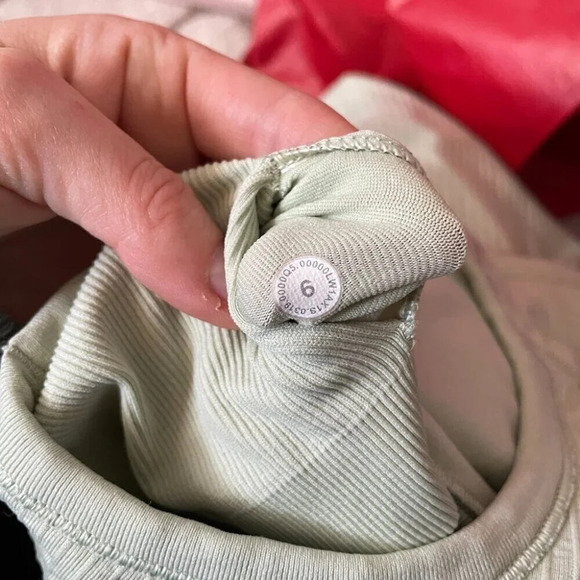 Lululemon Ebb To Street Tank II Arctic Mint Green Size 6 - Picture 7 of 7
